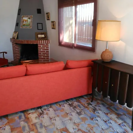 Tatil Evi La Bodega Y Lalola *