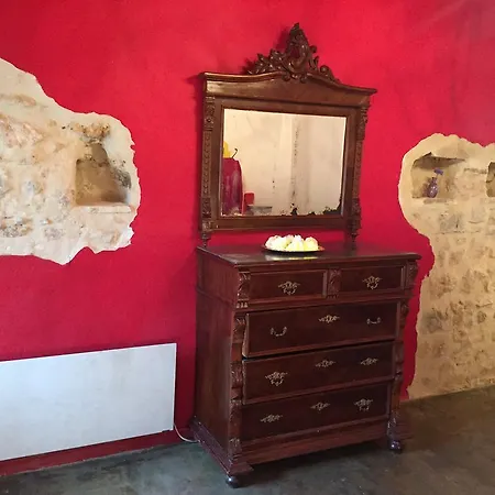 La Bodega Y Lalola * Chulilla